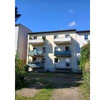 2 Raum Wohnung (Bützower Str.) - 420,00 EUR Kaltmiete, in Güstrow (PLZ: 18273)