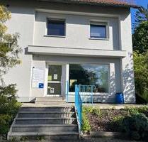 Friseursalon zu vermieten - 680,00 EUR Kaltmiete, ca.  41,00 m² in Erlangen (PLZ: 91056) Alterlangen
