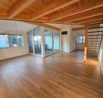 Dachgeschoss-Wohnung mit Galerie und Loggia - Eggenfelden