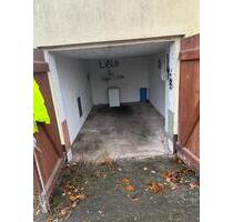 Garage in zentraler und gut erreichbarer Lage zu vermieten. - Geestland