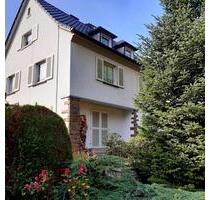 Immobilie Einfamilienhaus - 479.000,00 EUR Kaufpreis, ca.  186,00 m² in Attendorn (PLZ: 57439)