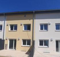 Schönes Zuhause für Familien - hochwertiges Reihenhaus zum Kauf - Kelheim