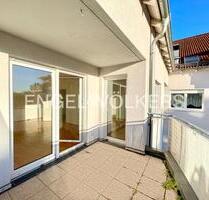 Helle 2-Zimmer-Wohnung mit Balkon im beliebten Stadtteil Stadtfeld Ost - Magdeburg Alt Olvenstedt
