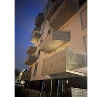 Helle 2-Zimmer-Wohnung mit TG-Stellplatz & Möblierung – zentral - Ingolstadt Südost