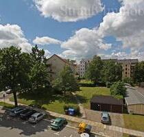 Balkon...Laminat...Bad mit Fenster... - Chemnitz Kapellenberg