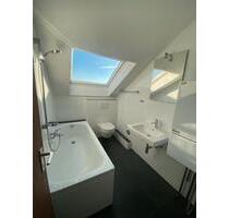 2 Zimmer Dachgeschosswohnung - 480,00 EUR Kaltmiete, ca.  60,00 m² in Menden (Sauerland) (PLZ: 58708) Bösperde