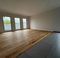 Zur Miete - Geräumiges 3-Zimmer-Penthouse mit Dachterrasse E R S T B E Z U G - Heiligenhafen
