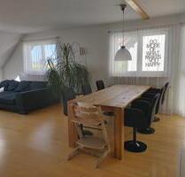 Moderne 4,5 Zimmer-Maisonette Wohnung mit EBK - Sachsenheim