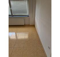 1 Zimmer Wohnung - 590,00 EUR Kaltmiete, in Rüsselsheim am Main (PLZ: 65428)
