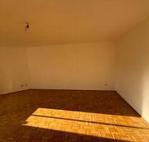 Helle, großzügige 2,5 Zimmer Wohnung mit Balkon und TG Rgbg West - Regensburg Das Dörnberg