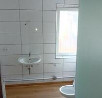 Moderne 2 Zimmer Wohnung mit Kfz Stellplatz zu vermieten - Coburg
