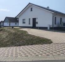 Einfamilienhaus (2017) mit Ytong-Massivbau, Wärmepumpe,Garage - Battenberg (Eder)