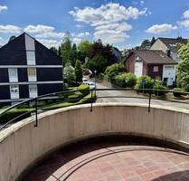 Großzügige 3 Zimmerwohnung mit Balkon und Aufzug in Düsseldorf-Unterbach