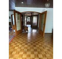 Großzügiges Einfamilienhaus mit Garten und Garage in ruhiger Lage - Viernheim