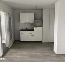 Schön sanierte Seniorenwohnung - 433,00 EUR Kaltmiete, in Berlin (PLZ: 13509) Reinickendorf
