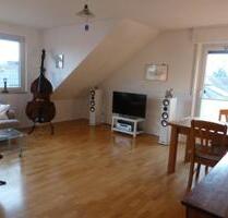 Schöne, helle und ruhige Dachgeschosswohnung in Duisburg Baerl