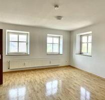Großzügige 2,5 Zimmer-Wohnung in Augsburg-Kriegshaber
