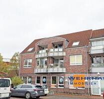 Zentrumsnahe 2,5-Zimmer-Wohnung mit Loggia und Tiefgaragenstellplatz - Ahrensburg