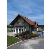 Haus mit Wintergarten, EBK, Balkon Garten in ruhiger Lage - Küps