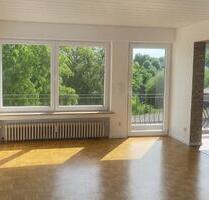 Helle 3-Zimmer-Wohnung (70 m²) mit Balkon, EBK & Stellplatz in AK - Altenkirchen (Westerwald)