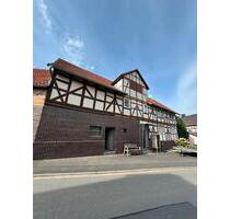 Resthof Zweifamilienhaus mit Scheune in Söhrewald Wellerode