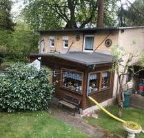 Grundstück mit Haus mit viel Wohnraum - Glienicke/Nordbahn