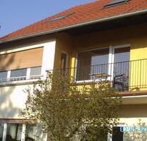 Geräumige 3 ZKB - Etage - Südbalkon - Homburg Nähe HBF