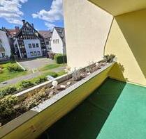 TOP-Innenstadt - Attraktive 2-Zi.-Wohnung inkl. EBK & Balkon & Lift - Coburg