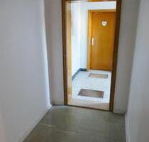 Gepflegte, helle 1.5-Zimmer-DG-Wohnung in Bremerhaven