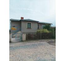 Einfamilienhaus ,Zweifamilienhaus ,großes Grundstück - Gößnitz