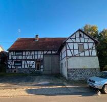 Fachwerkhaus mit Scheune - 65.000,00 EUR Kaufpreis, in Ulrichstein (PLZ: 35327)