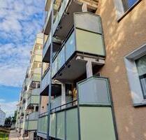 3-Raum-Wohnung mit Balkon - Neuvermietung nach Wohnungssanierung - Glauchau