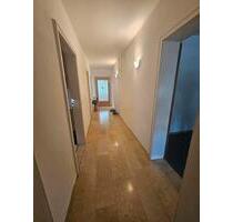 4 Zimmer Wohnung zur Miete - 1.300,00 EUR Kaltmiete, ca.  97,00 m² in Steinheim an der Murr (PLZ: 71711)