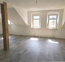 Moderne Dachwohnung mit offenem Wohnkonzept - Döbeln