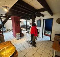 Dachgeschosswohnung im Zentrum von Rösrath – ab sofort verfügbar