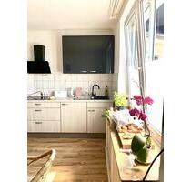 Solingen Südstadt, 2 Zi Whg., renoviert Altbau, gut geschnitten