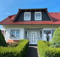 Exklusive Doppelhaushälfte 120gm + Garage + 2x Carport, Küche uvm - Sollstedt