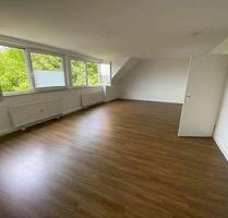 Eltingviertel: Schicke DG-Whg. mit Balkon - Essen Stadtbezirk VI