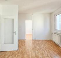 Helle 2-Raum-Wohnung über den Dächern der Stadt – citynah & sofort bezugsfertig - Halle (Saale) Damaschkestraße