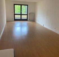 Wohnung in Regensburg-Westen, 3 Zimmer, Küche, Bad, Gäste-WC