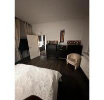 Attraktive und sanierte 2-Zimmer-Wohnung mit Balkon und Einbauküche in Bonn