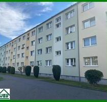 3-Raum-Wohnung mit Balkon - 348,00 EUR Kaltmiete, ca.  58,00 m² in Waldheim (PLZ: 04736)