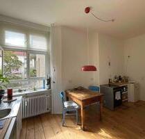 Zwischenmiete: 2 Zimmer Wohnung Altbau möbliert Neukölln - Berlin