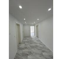 Hameln - Südstadt | Kernsanierte 4 DG - Wohnung + Küche u. Bad