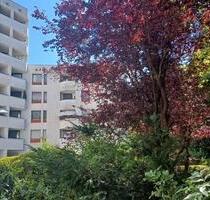 Ankündigung: Toll geschnittene Wohnung mit großem Balkon - München Moosach