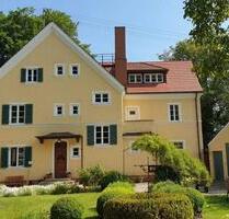 Großzügige Villa mit historischem Charme und Schlossgarten-Idyll - Röfingen