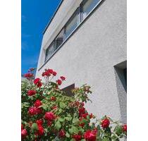 Sonnige 4-5 Zimmer Maisonette-Wohnung, mit Terrasse und Garten - Stuttgart Feuerbach