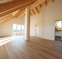 Lichtdurchflutete Dachgeschosswohnung in zentraler Lage - Zwiesel