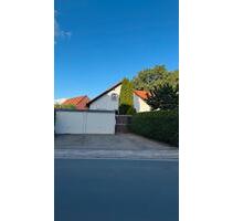 Ein- bis Zweifamilienhaus mit Sauna, Pool & Doppelgarage! - Postbauer-Heng