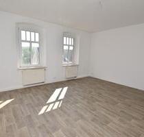 4 Zimmer Wohnung 103qm mit Garten und Kellerabteil - Waldheim